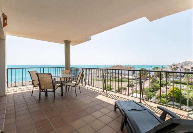 Apartment in Manilva - marina duquesa 1044 Apartment in Manilva - marina duquesa 1044