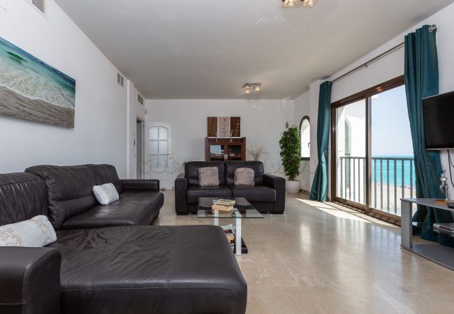 Apartment in Manilva - marina duquesa 1044 Apartment in Manilva - marina duquesa 1044