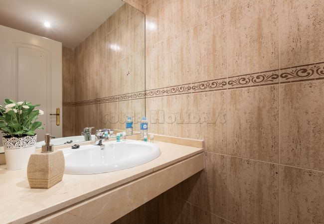 Apartment in Manilva - marina duquesa 1044 Apartment in Manilva - marina duquesa 1044