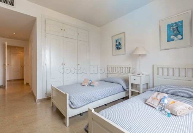 Apartment in Manilva - marina duquesa 1044 Apartment in Manilva - marina duquesa 1044