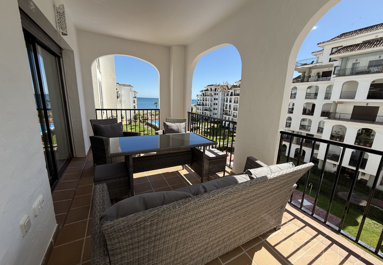 Apartment in Manilva - two bedroom for sale marina duquesa